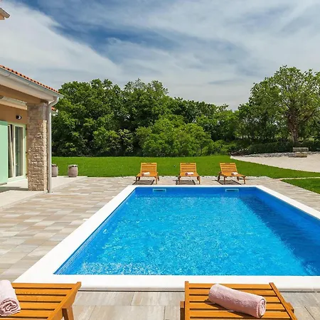 Holiday home Matea *